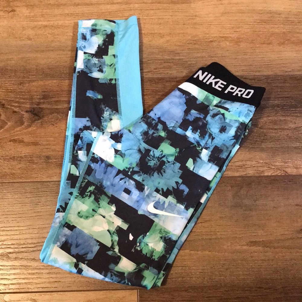 3/$10 Nike Pro Kids Printed Leggings - Blue and Green